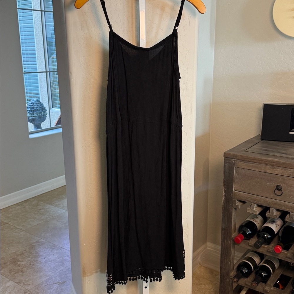 Knox Rose Black and White Maxi Dress - Picture 5 of 6